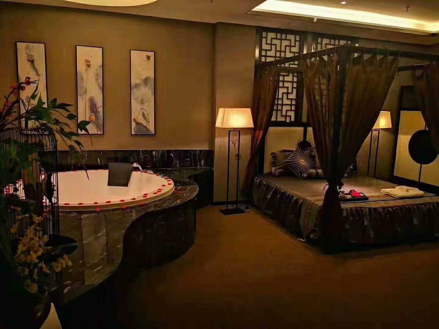 新发现秦淮区高端油压休闲会所,会玩的都在这里
